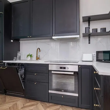 Elegant Family Near Center By Renters * Cracovie