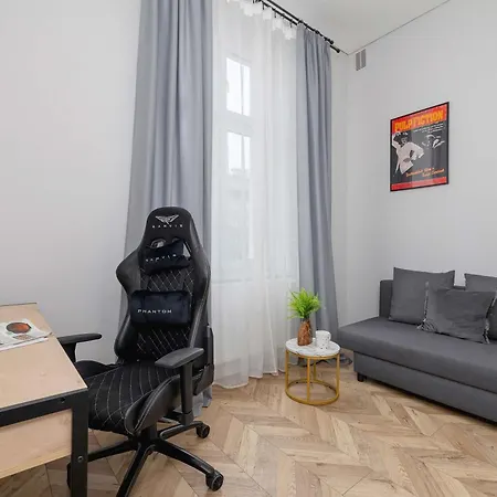 Appartement Elegant Family Near Center By Renters Cracovie